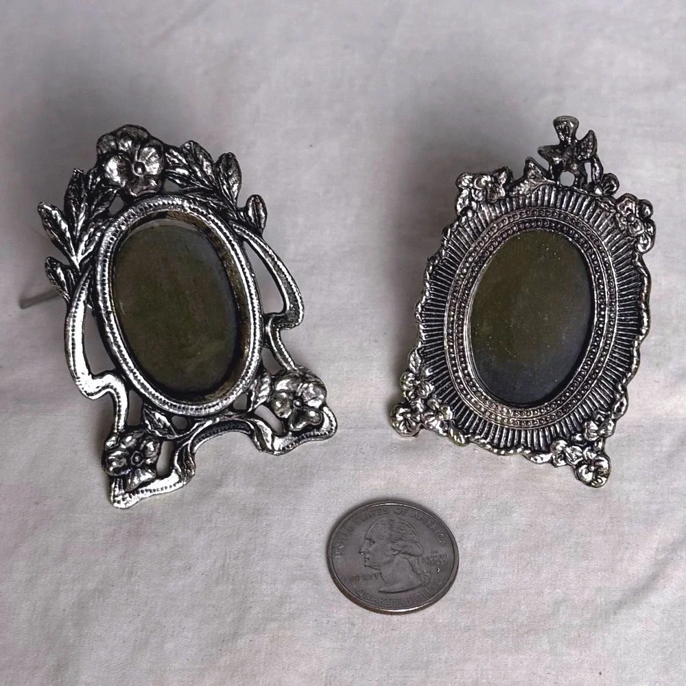 VTG Set of 2 Mini Victorian Style Silver Tone Easel Frames Oval Cherub Floral